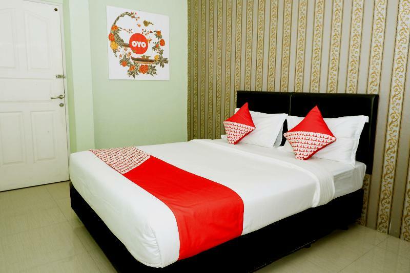 Oyo 338 Guest House Omah Manahan Syariah Solo Eksteriør billede